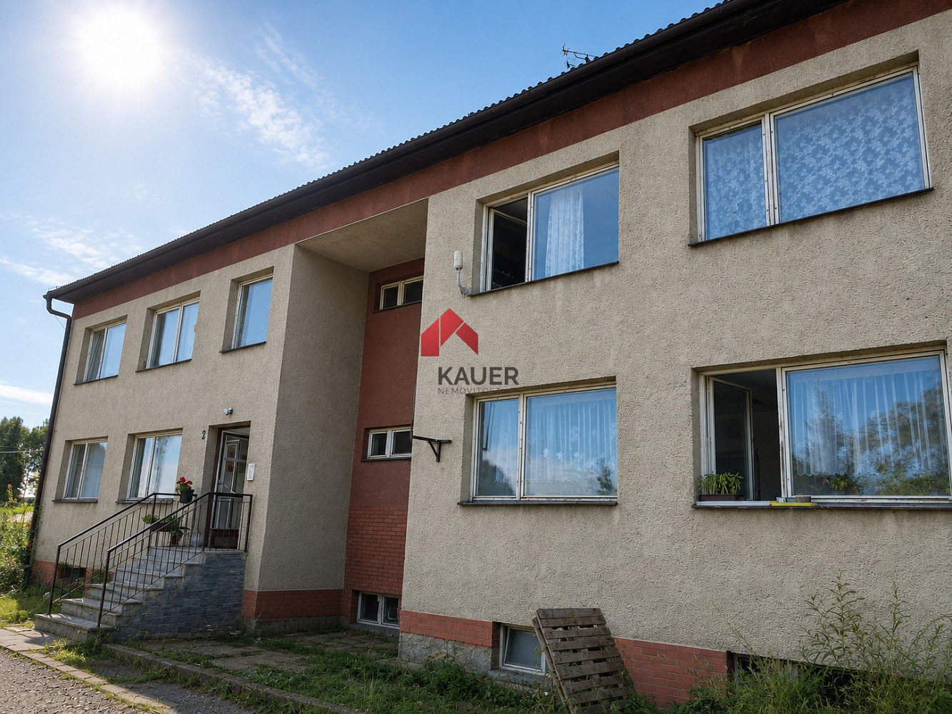 Prodej nájemního domu, činžáku 1 237 m² – fotografie 2