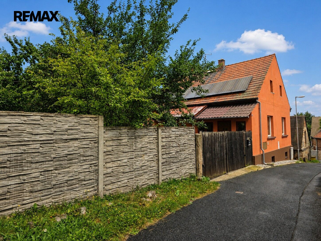 Prodej domu 80 m² s pozemkem 873 m²
