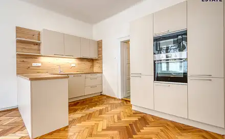 Pronájem bytu 4+1 108 m²