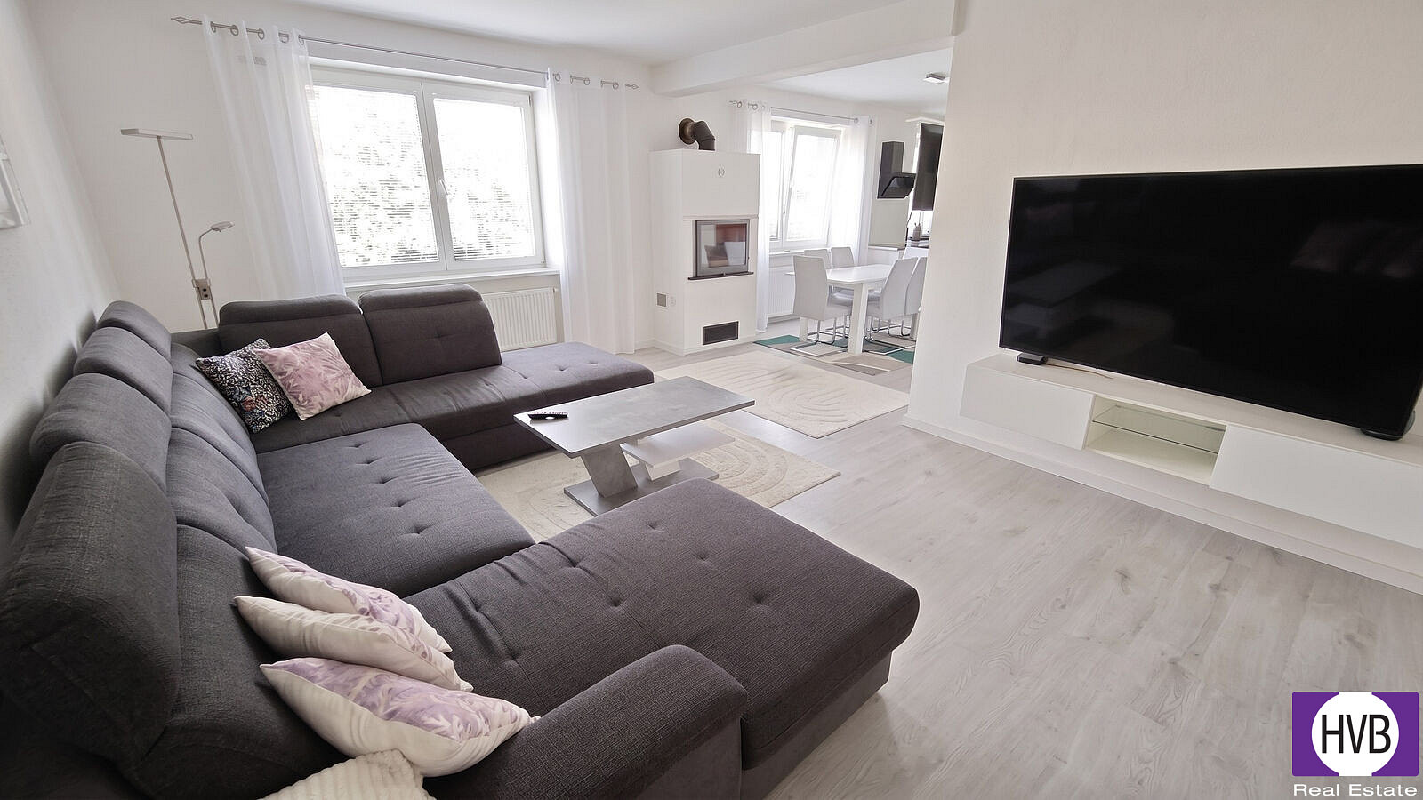 Pronájem bytu 6+kk 162 m² – fotografie 2