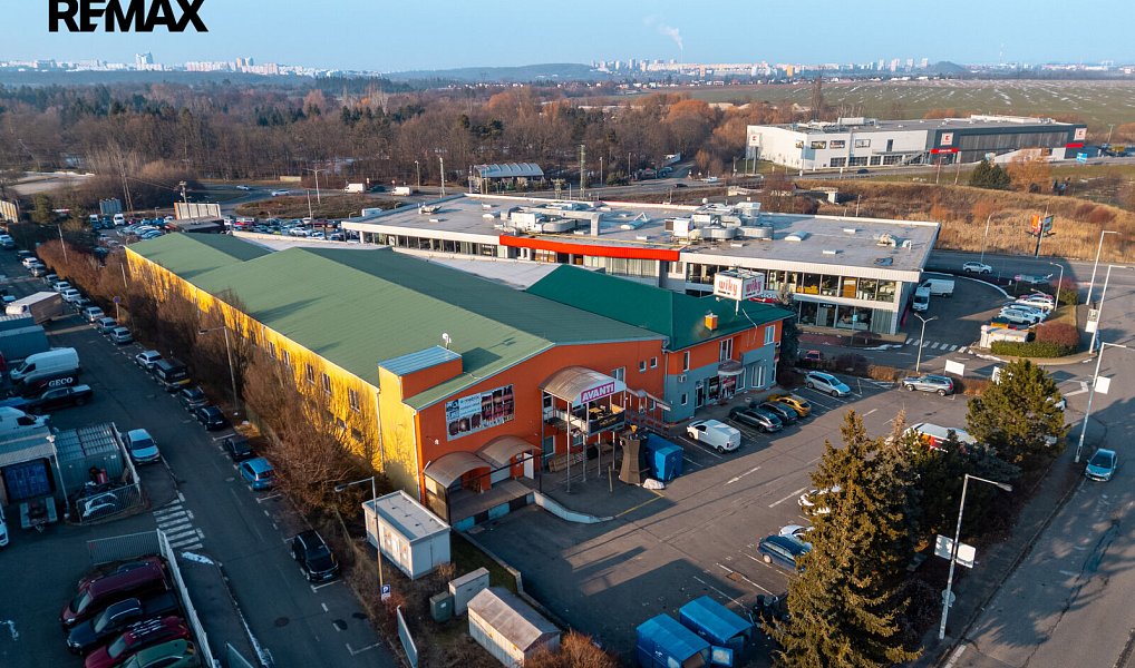 Pronájem obchodních prostor 457 m², Čestlice – náhled fotky 3