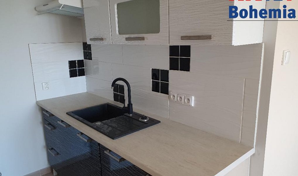 Pronájem bytu 2+kk 40 m², Litvínov – náhled fotky 2