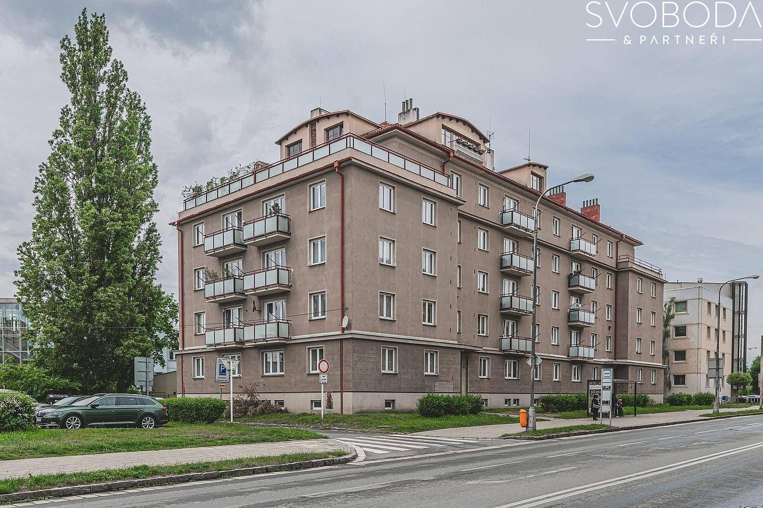 Pronájem bytu 3+kk 107 m² – fotografie 3
