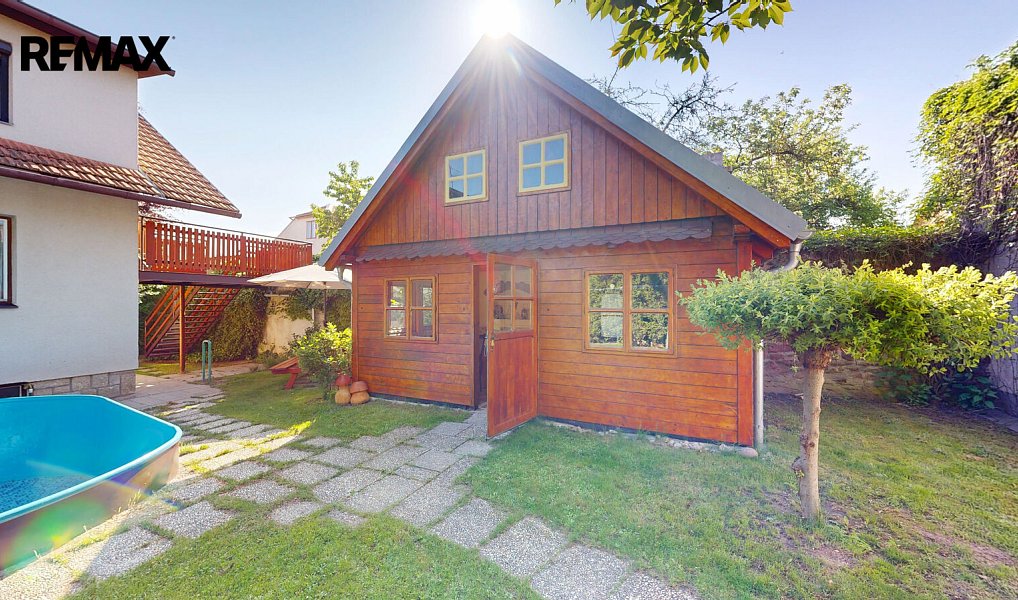 Prodej domu 281 m² s pozemkem 659 m², Telč – náhled fotky 2