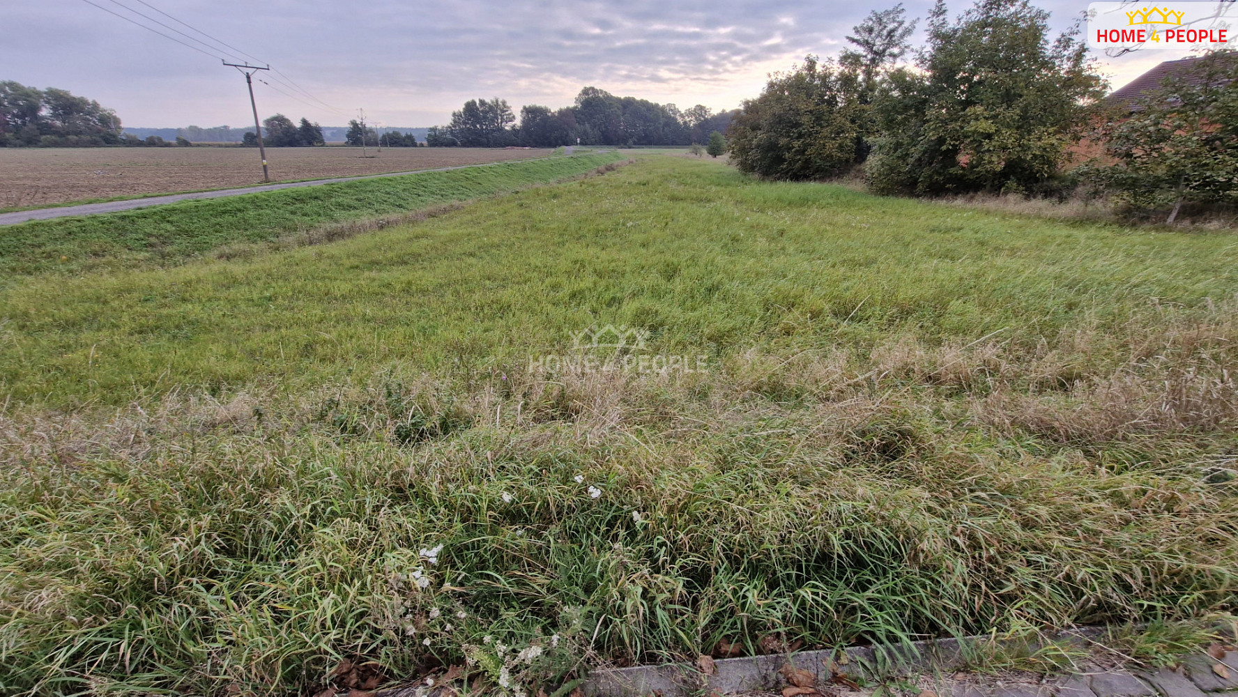 Prodej stavebního pozemku 2 765 m² — photo 4