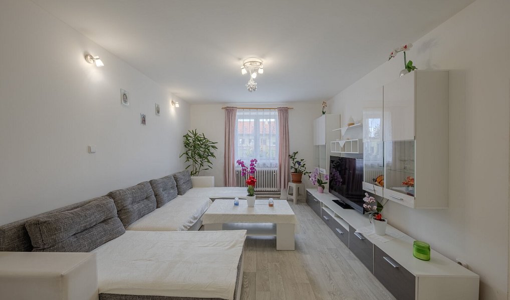 Prodej domu 200 m² s pozemkem 535 m², Tismice – náhled fotky 9