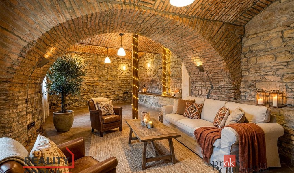 Prodej domu 579 m² s pozemkem 1 059 m², Středokluky – náhled fotky 35