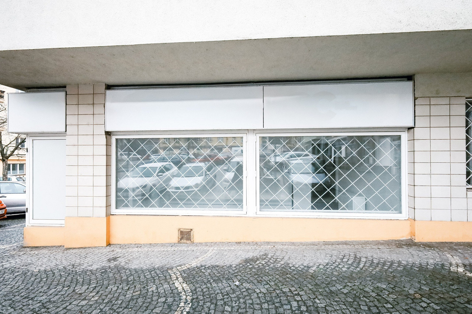 Prodej obchodních prostor 79 m²