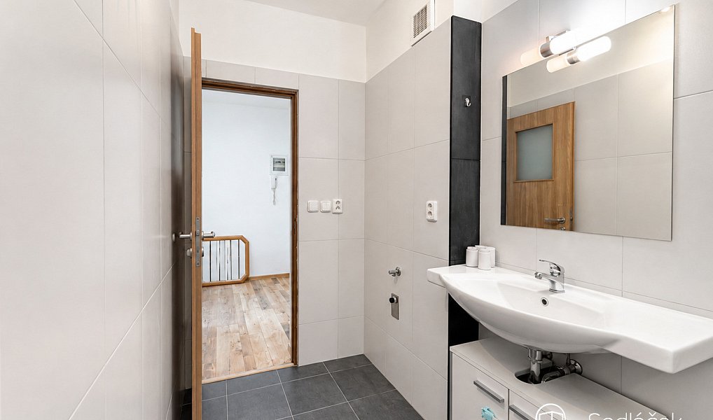 Pronájem bytu 2+1 64 m², Sokolov – náhled fotky 7