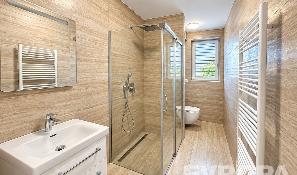 Prodej bytu 2+kk 69 m², Vysoký Újezd – náhled fotky 3