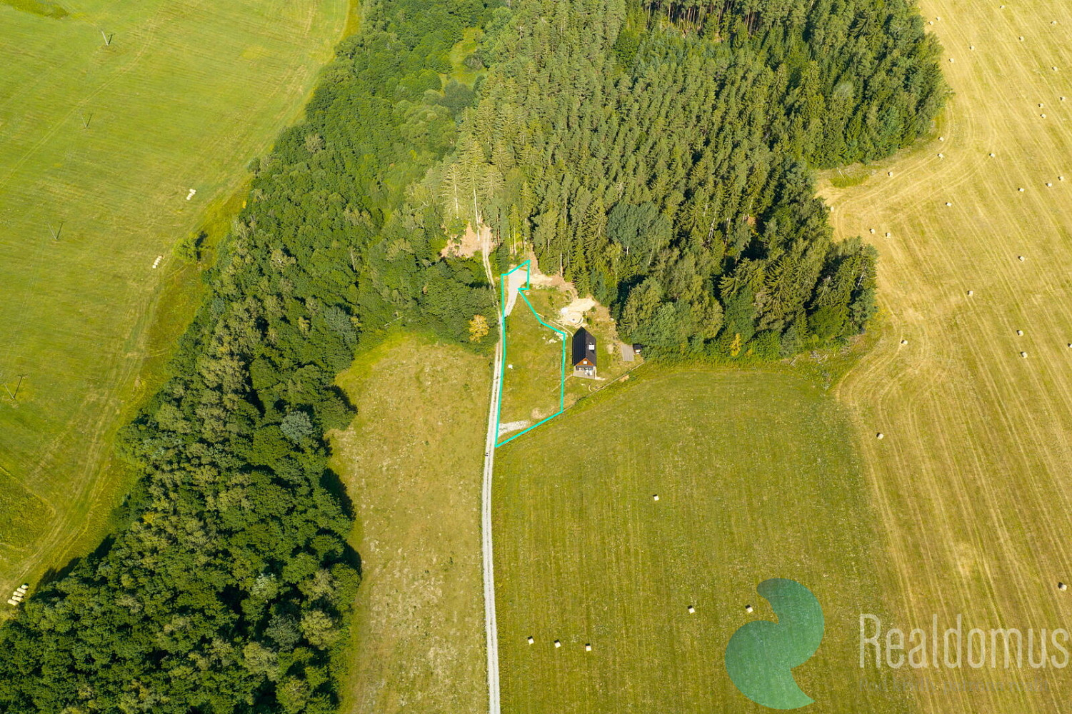 Prodej stavebního pozemku 1 445 m² – fotografie 4