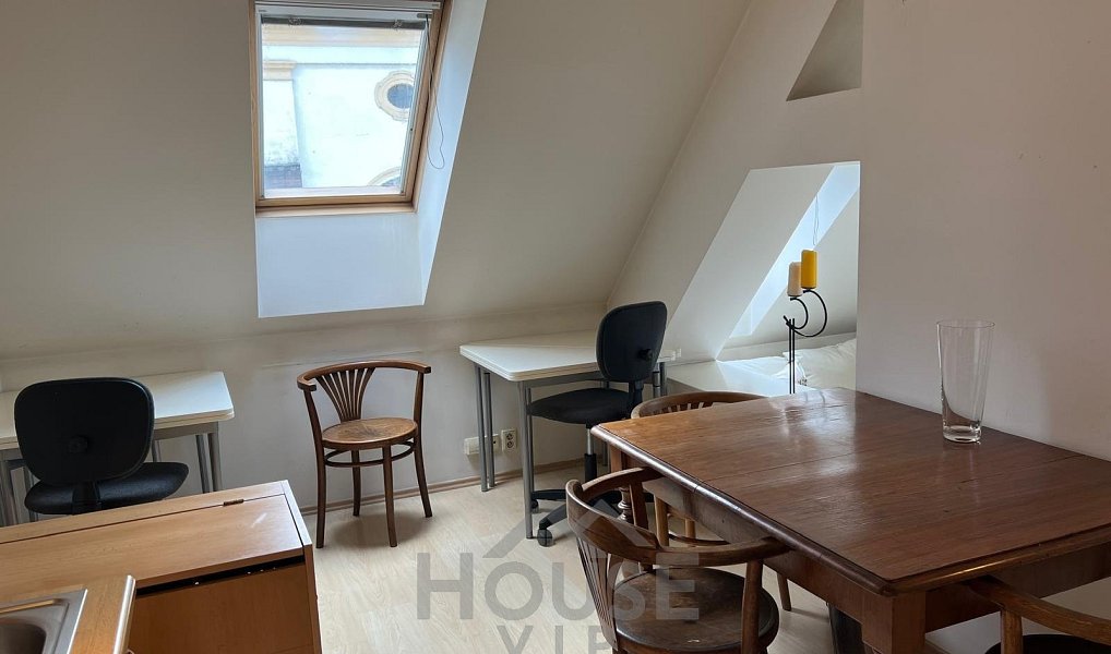 Prodej bytu 2+kk 70 m², Praha – náhled fotky 2