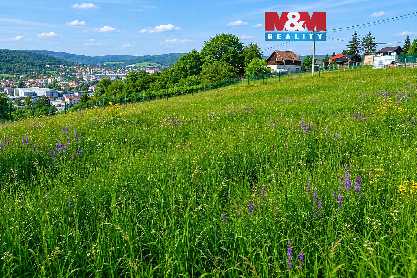 Prodej stavebního pozemku 5 240 m²