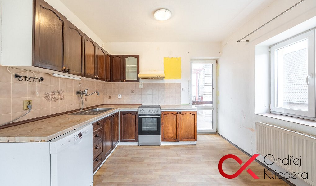 Prodej domu 180 m² s pozemkem 1 584 m², Olešnice – náhled fotky 3