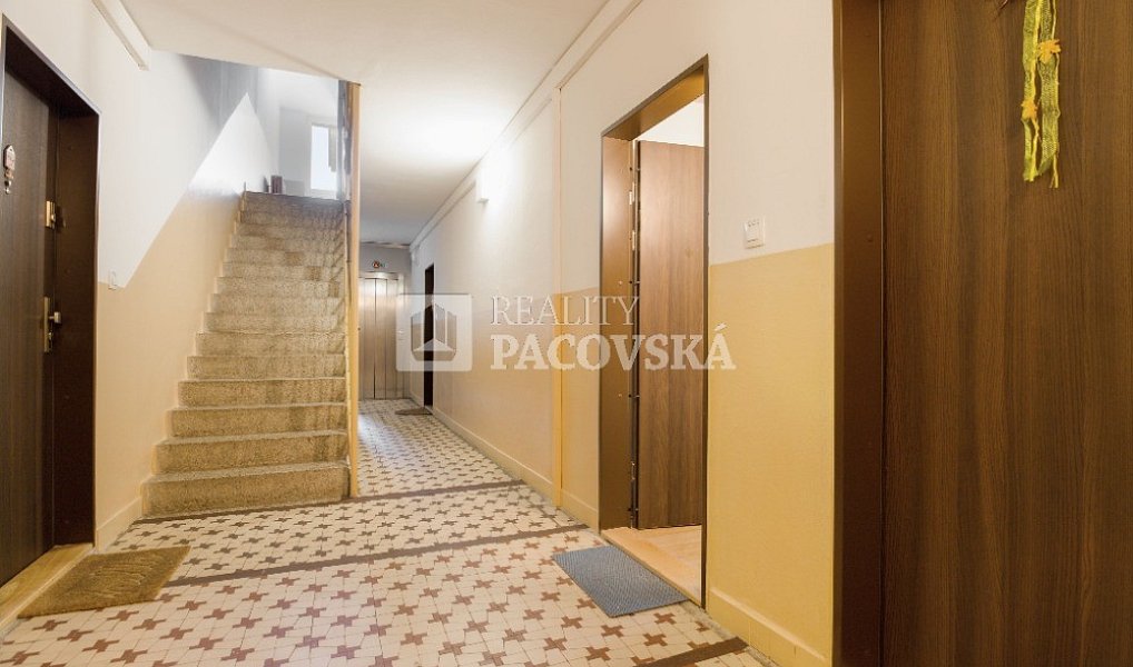 Prodej bytu 1+kk 32 m², Ústí nad Labem – náhled fotky 12