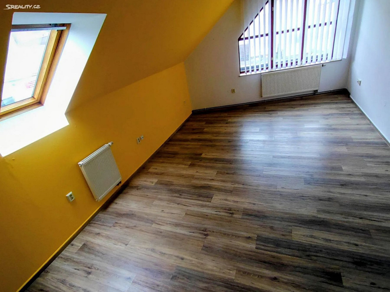 Pronájem bytu 3+kk 71 m² — photo 2