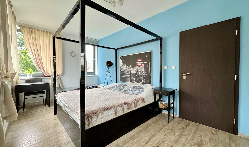 Pronájem bytu 3+kk 94 m², Praha – náhled fotky 13