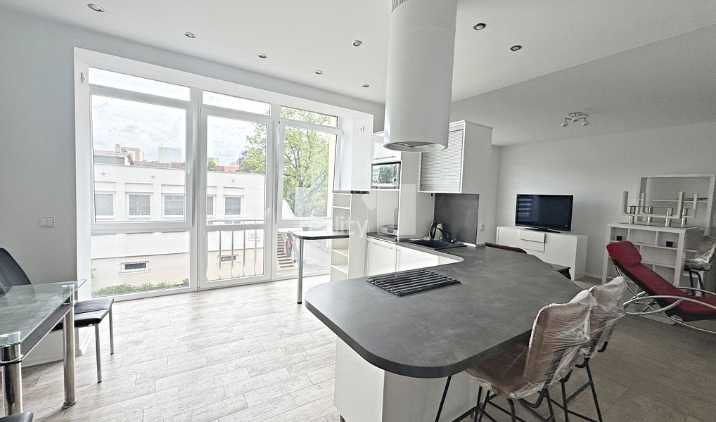 Prodej bytu 1+kk 50 m², Česká Lípa – náhled fotky 11