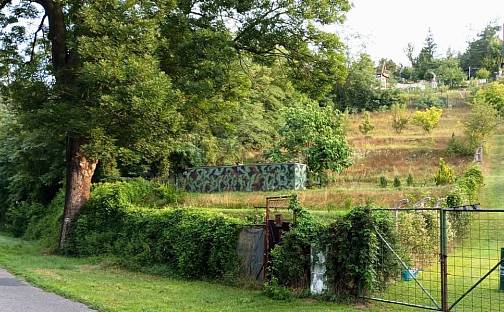 Prodej zahrady 1 330 m², Hoštka, okres Litoměřice