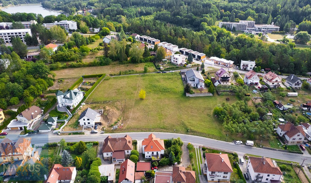 Prodej stavebního pozemku 5 439 m², Pozlovice – fotka 1 z 33