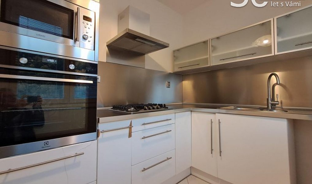 Pronájem bytu 2+1 52 m², Vsetín – náhled fotky 2