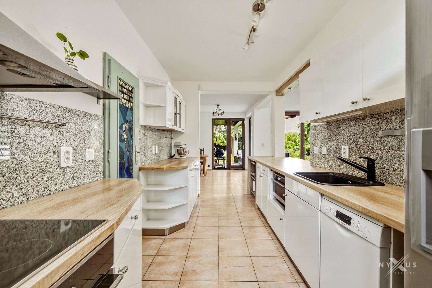 Prodej domu 290 m² s pozemkem 709 m² – fotografie 5