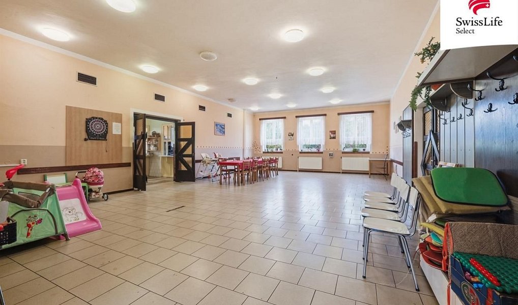 Prodej ubytovacího objektu 835 m², Stradouň – náhled fotky 5