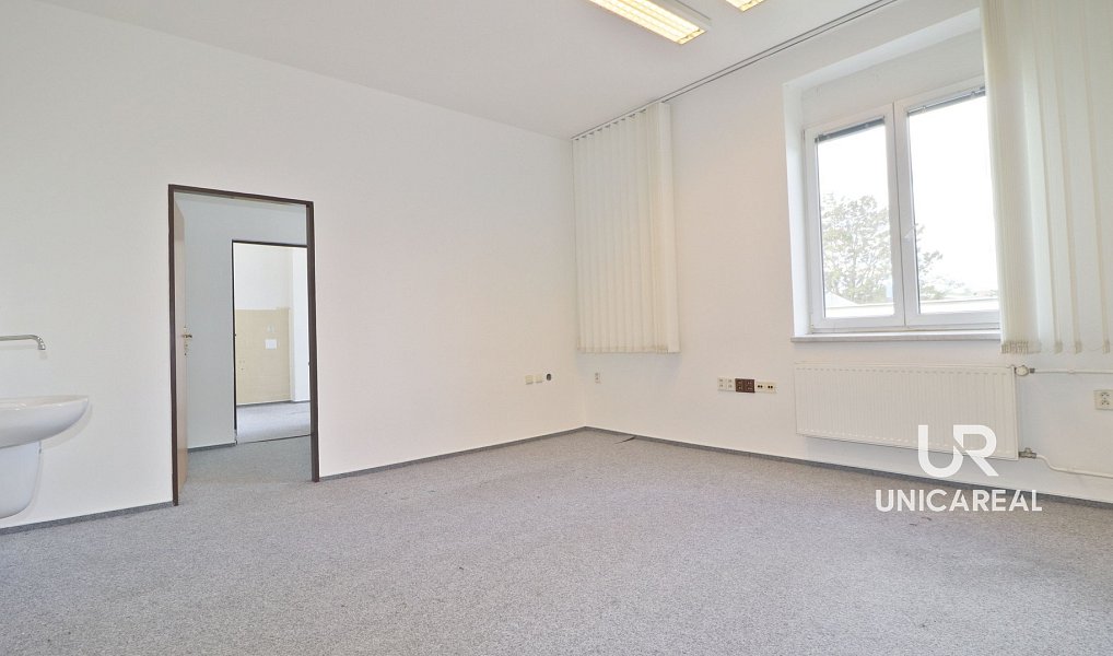 Pronájem kanceláře 69 m², Modřice – fotka 1 z 13