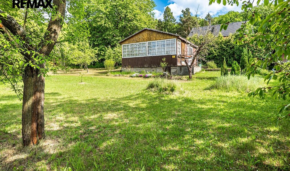 Prodej stavebního pozemku 775 m², Praha – náhled fotky 10