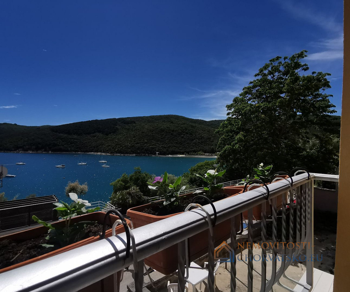 Prodej bytu 1+kk 60 m², Labin