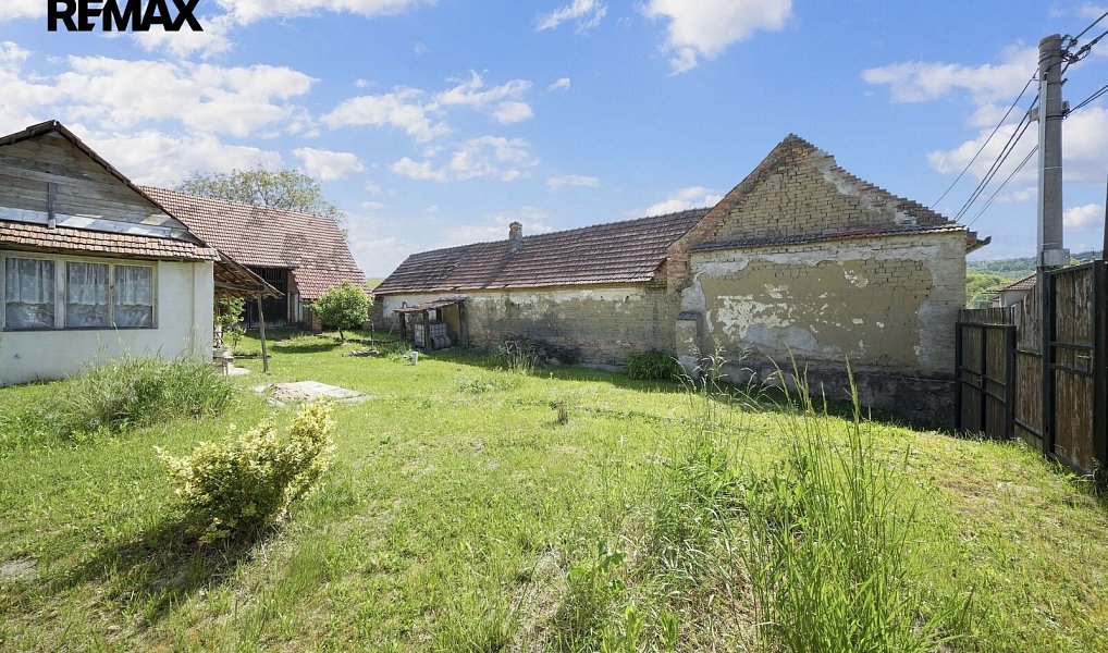 Prodej stavebního pozemku 1 027 m², Dražůvky – náhled fotky 4