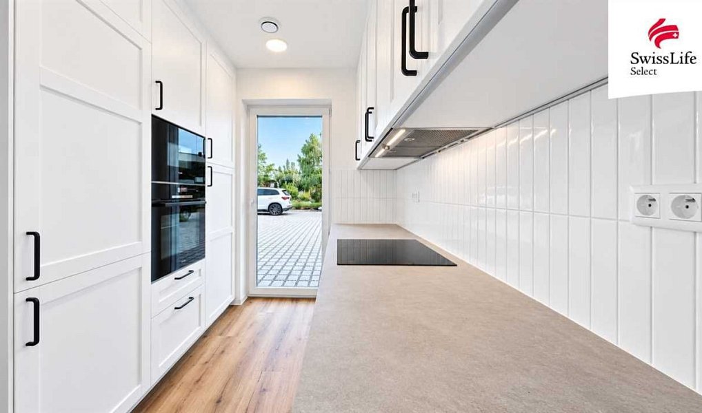 Pronájem domu 120 m² s pozemkem 250 m², Sezemice – fotka 1 z 14