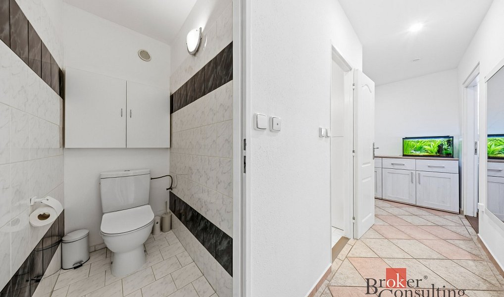 Prodej bytu 3+1 82 m², Hradec Králové – náhled fotky 3