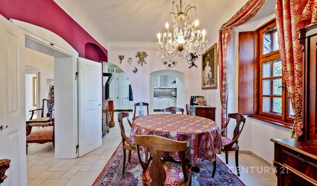 Prodej domu 465 m² s pozemkem 2 031 m², Roudná – náhled fotky 10