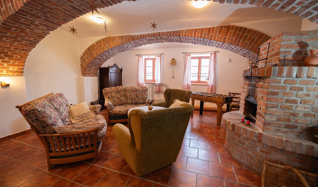 Prodej chaty/chalupy 242 m² s pozemkem 1 129 m², Kašperské Hory – náhled fotky 13