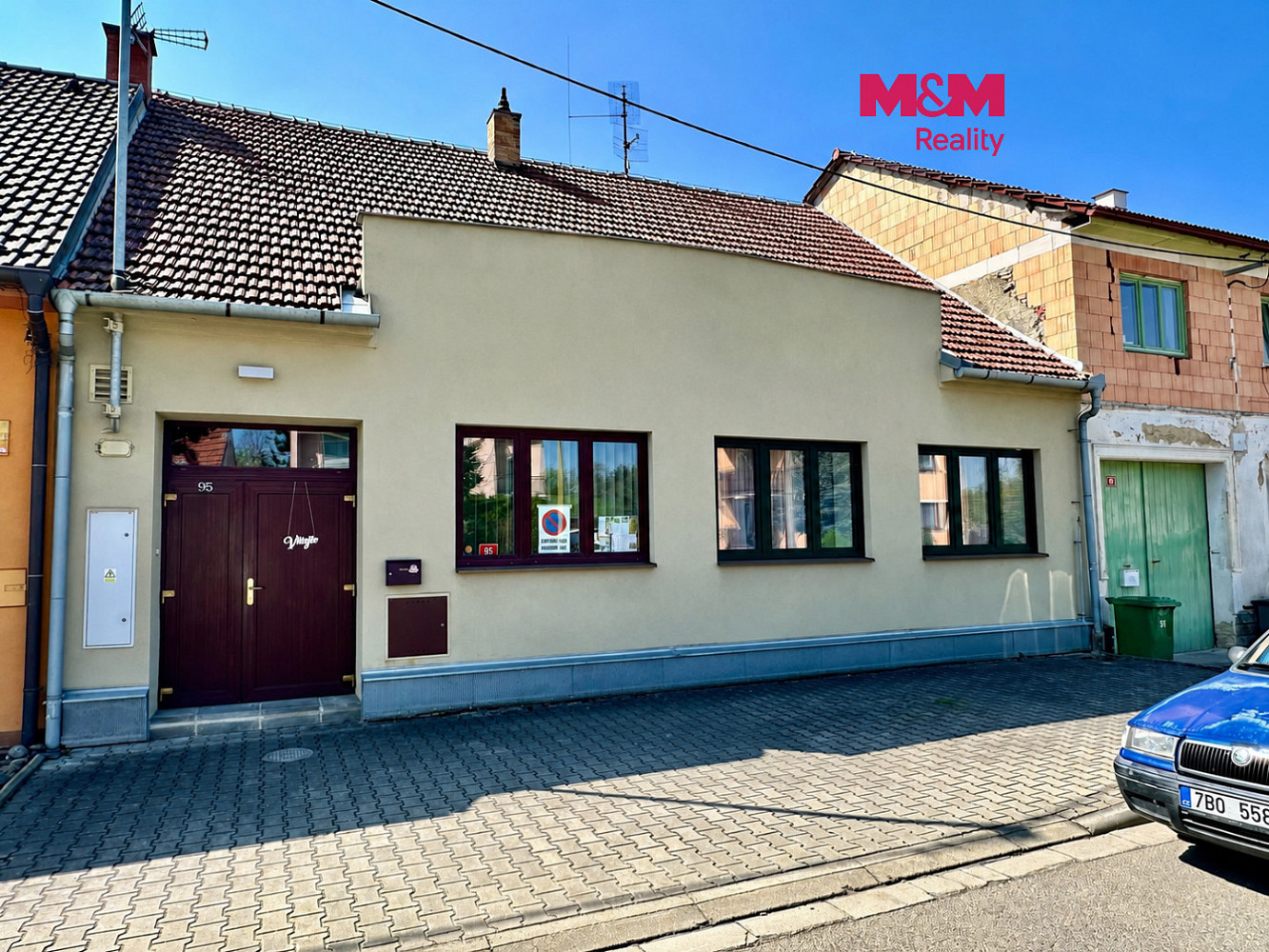 Pronájem domu 160 m² s pozemkem 760 m²