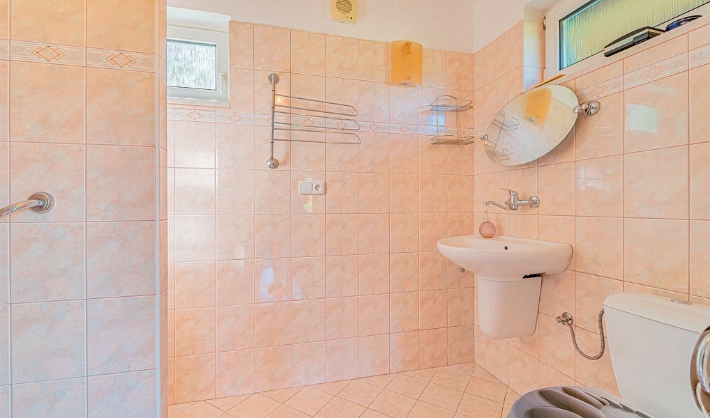 Prodej chaty/chalupy 110 m² s pozemkem 1 834 m², Ptení – náhled fotky 21