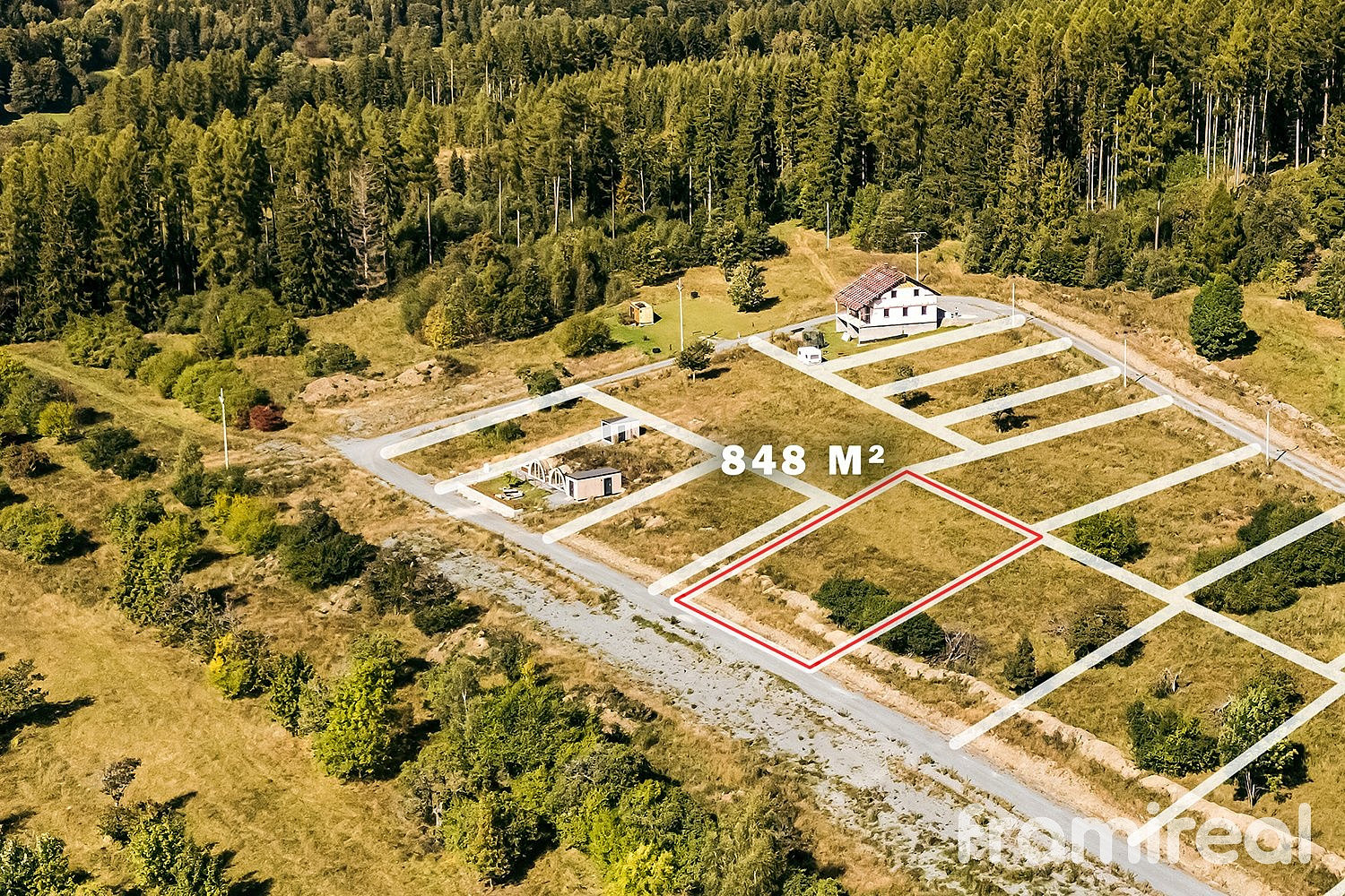 Prodej stavebního pozemku 848 m²
