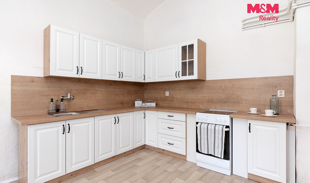 Prodej domu 230 m² s pozemkem 225 m², Hněvošice – náhled fotky 3