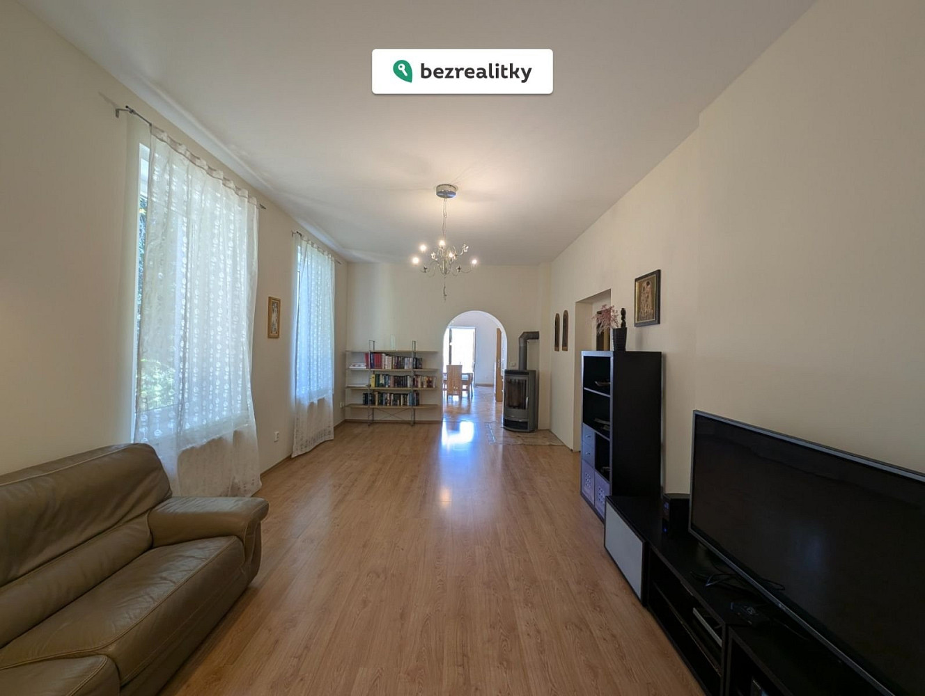 Prodej domu 320 m² s pozemkem 1 182 m² – fotografie 5