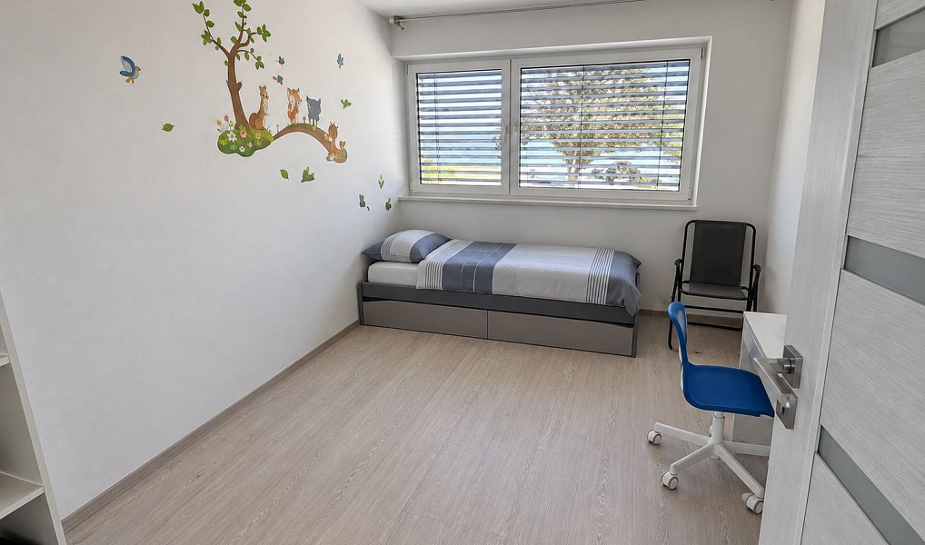 Prodej domu 119 m² s pozemkem 1 624 m², Dvůr Králové nad Labem – náhled fotky 8