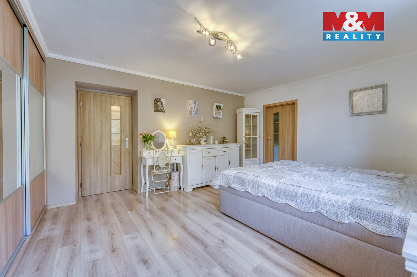 Prodej bytu 3+kk 75 m² — photo 2