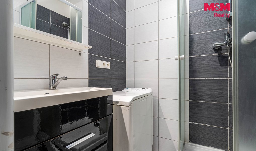 Prodej bytu 3+kk 56 m², Praha – náhled fotky 2