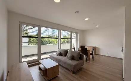 Pronájem bytu 1+kk 38 m², Vodárenská, Mladá Boleslav - Čejetice