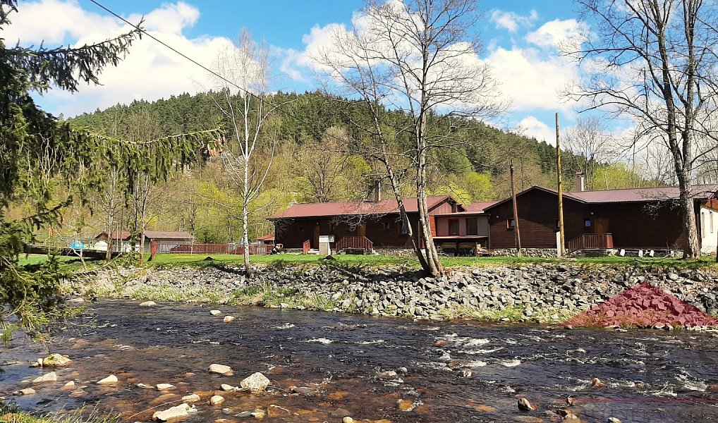 Prodej domu 234 m² s pozemkem 3 848 m², Kašperské Hory – náhled fotky 13