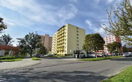Pronájem bytu 1+kk 28 m², Oskol, Kroměříž