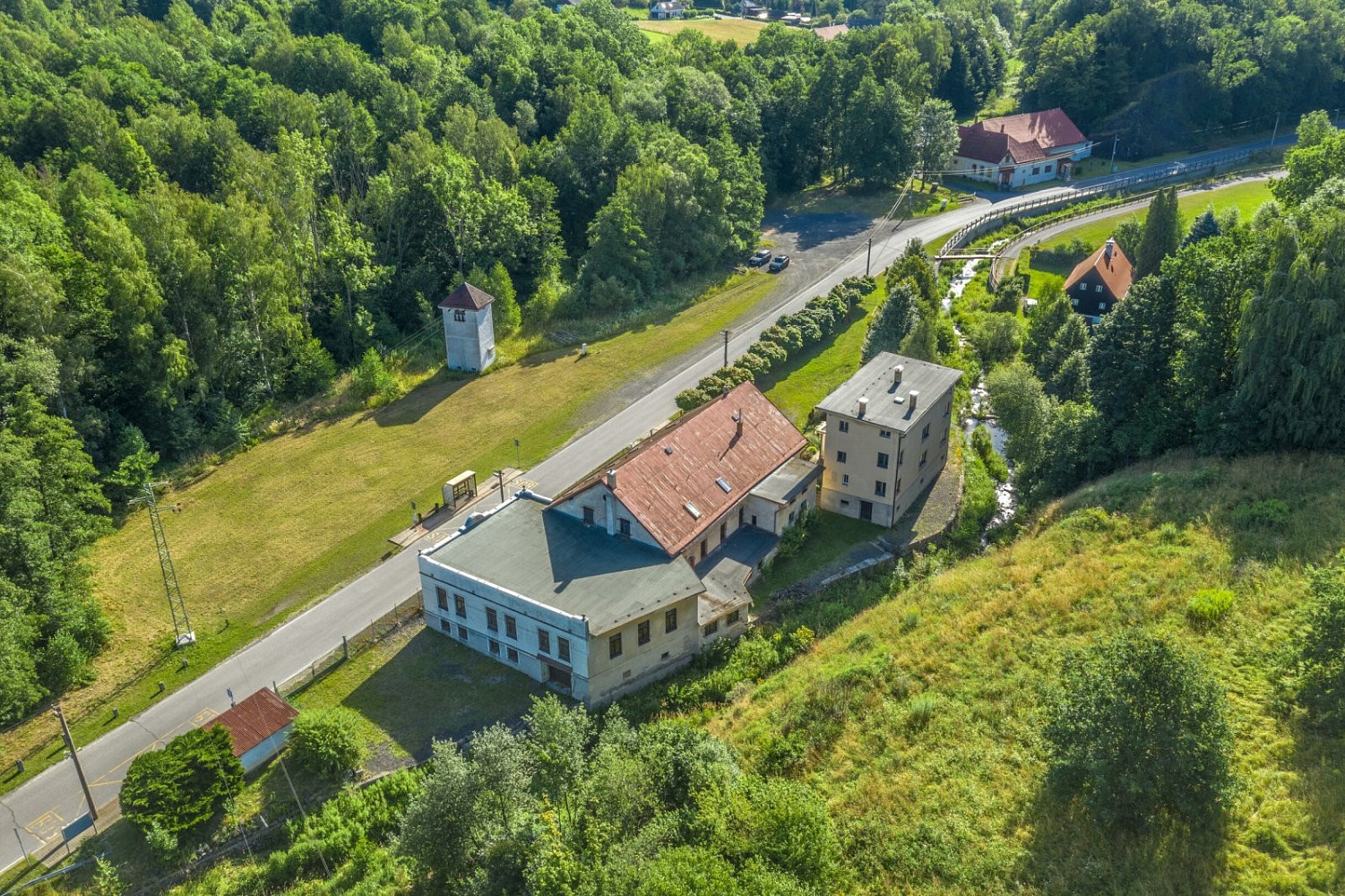 Prodej domu 250 m² s pozemkem 3 692 m² – fotografie 3