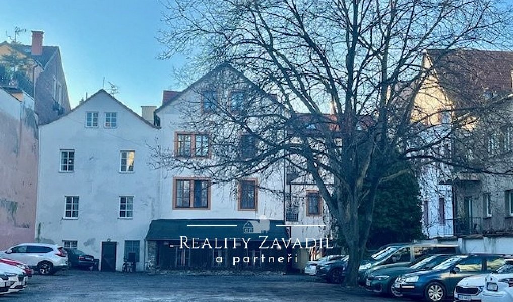 Prodej nájemního domu, činžáku 450 m², Pardubice – náhled fotky 12