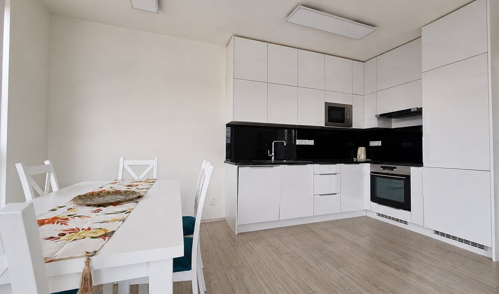 Pronájem bytu 3+kk 69 m², Rosice – náhled fotky 2