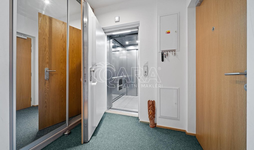 Prodej bytu 3+kk 88 m², Praha – náhled fotky 22